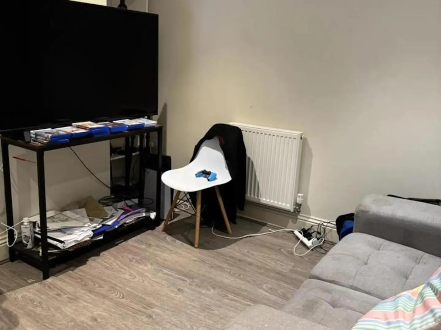 Room With Bathroom Next To Sheffield Cathedral City Centre Royaume-Uni